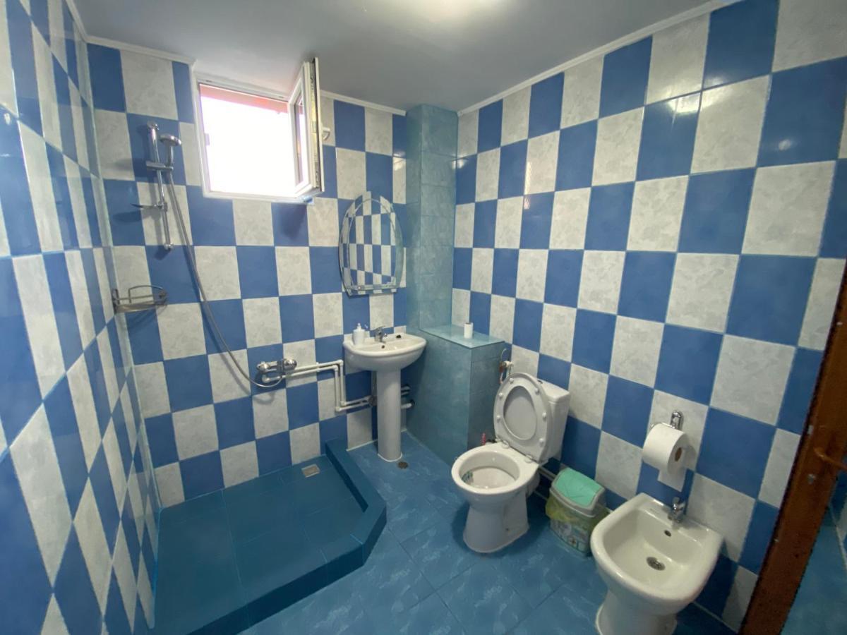 Vila Piscotel Schitu Buitenkant foto